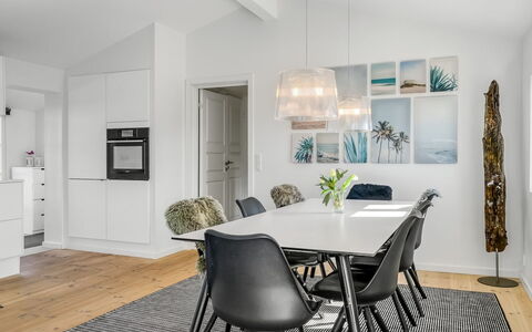 Wiebke - 200M from the Sea: Wood, Flooring, Interior Design, Floor, Furniture, Wood Flooring, Room, Ceiling, Wood Stain, Hardwood