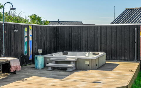 Wiebke - 200M from the Sea: Cottage, Home, House, Roof, Porch, Estate, Siding, Garden Buildings, Farmhouse, Yard