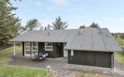 Hilke - 850M from the Sea