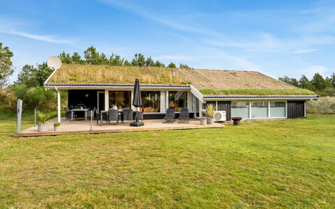 Helene - 1.5Km from the Sea: Roof, House, Home, Cottage, Siding, Estate, Driveway, Garden Buildings, Yard, Shed