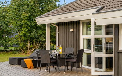 Mechthild - 2.7Km from the Sea