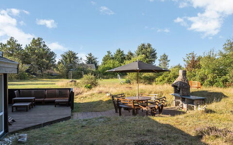 Immi - 1.5Km from the Sea: Grass, Land Lot, Rural Area, Garden, Cottage, Backyard, Landscaping, Shade, Lawn, Outdoor Furniture