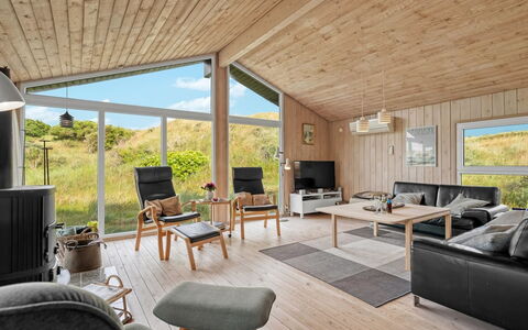 Rosemari - 260M from the Sea: House, Home, Door, Roof, Cottage, Estate, Garden, Shade, Siding, Yard