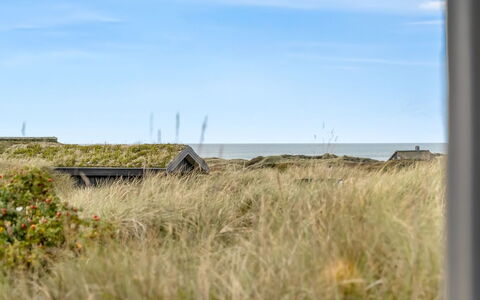 Fransine - 480M from the Sea: Roof, Land Lot, Cottage, Home, Rural Area, Shed, Siding, Garden Buildings, Log Cabin, Hut