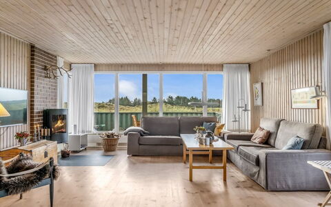 Fransine - 480M from the Sea: Roof, Land Lot, Cottage, Home, Rural Area, Shed, Siding, Garden Buildings, Log Cabin, Hut