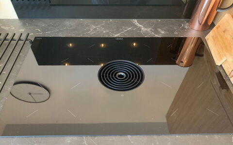 Huanca - 900M from the Sea: Kitchen Stove, Steel, Tile, Kitchen