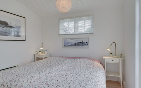 Ylermi - 1.5Km from the Sea: Bed, Bedroom, Interior Design, Ceiling, Bed Sheet, Furniture, Bedding, Floor, Linens, Flooring