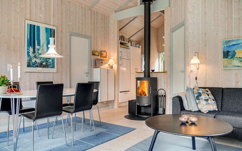 Marjatta - 850M from the Sea: Residential Area, Roof, Suburb, Driveway, Estate, Chimney