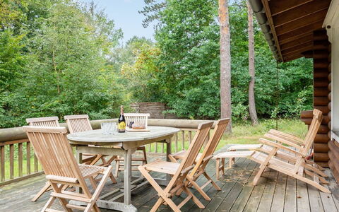 Erika - 250M from the Sea: Roof, Land Lot, Cottage, Home, Rural Area, Shed, Siding, Garden Buildings, Log Cabin, Hut