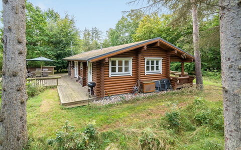Erika - 250M from the Sea: Roof, Land Lot, Cottage, Home, Rural Area, Shed, Siding, Garden Buildings, Log Cabin, Hut