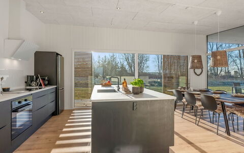 Vanna - 1.2Km from the Sea: Flooring, Furniture, Kitchen, Wood, Floor, Interior Design, Ceiling, Countertop, Chair, Kitchen & Dining Room Table