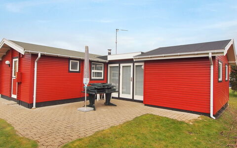 Aarno - 700M from the Sea: Roof, Land Lot, Cottage, Home, Rural Area, Shed, Siding, Garden Buildings, Log Cabin, Hut