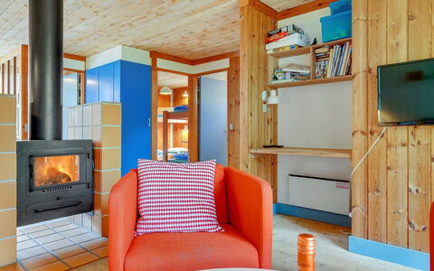 Bennek - 200M from the Sea: Roof, House, Home, Cottage, Door, Siding, Deck, Porch, Plank, Hardwood