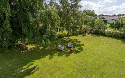Niska - 300M from the Sea: Tree, Grass, Shrub, Garden, Landscape, Land Lot, Grassland, Lawn