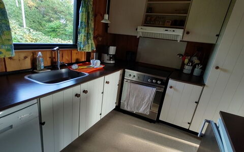 Rieke - 300M from the Sea: Kitchen Appliance, Kitchen, Countertop, Furniture, Kitchen Stove, Major Appliance, Flooring, Gas Stove, Stove, Cabinetry