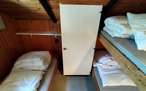 Rieke - 300M from the Sea: Bed, Wood, Bedroom, Bunk Bed, Furniture, Floor, Flooring, Bed Frame, Bed Sheet, Bedding