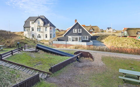Britt - 100M from the Sea: Roof, House, Home, Cottage, Door, Siding, Deck, Porch, Plank, Hardwood