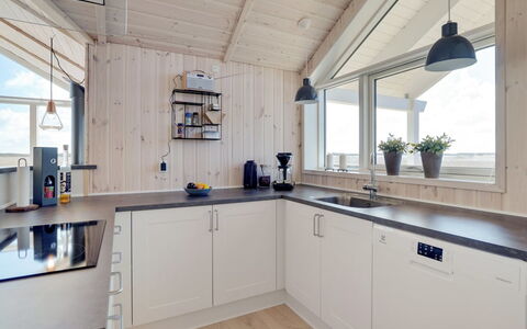 Jonna - 700M from the Sea: Wood, Ceiling, Interior Design, Flooring, Countertop, Home, Kitchen, Cabinetry, Light Fixture, Room