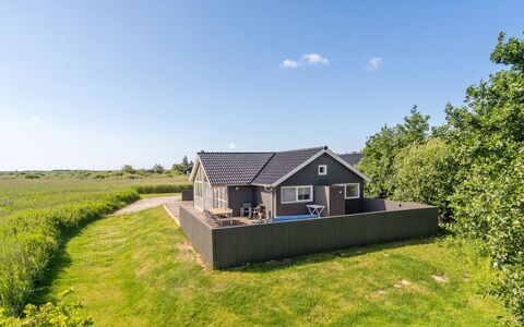 Jonna - 700M from the Sea: Roof, Land Lot, Cottage, Home, Rural Area, Shed, Siding, Garden Buildings, Log Cabin, Hut