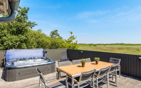 Jonna - 700M from the Sea: Roof, Land Lot, Cottage, Home, Rural Area, Shed, Siding, Garden Buildings, Log Cabin, Hut