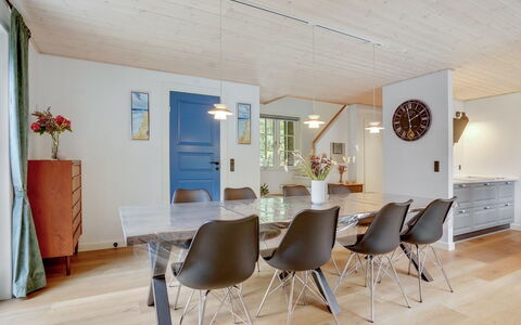 Emmeli - 1.2Km from the Sea: Furniture, Wood, Interior Design, Flooring, Ceiling, Table, Kitchen & Dining Room Table, Chair, Floor, Dining Room