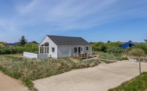 Eldora - 1.4Km from the Sea: Furniture, Wood, Interior Design, Flooring, Floor, Chair, Room, Ceiling, Living Room, Apartment