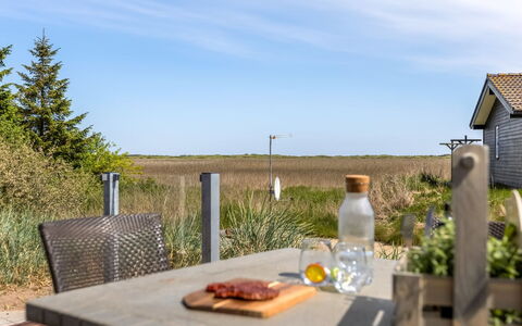 Eldora - 1.4Km from the Sea: Furniture, Wood, Interior Design, Flooring, Floor, Chair, Room, Ceiling, Living Room, Apartment
