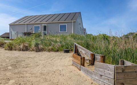 Eldora - 1.4Km from the Sea: Furniture, Wood, Interior Design, Flooring, Floor, Chair, Room, Ceiling, Living Room, Apartment