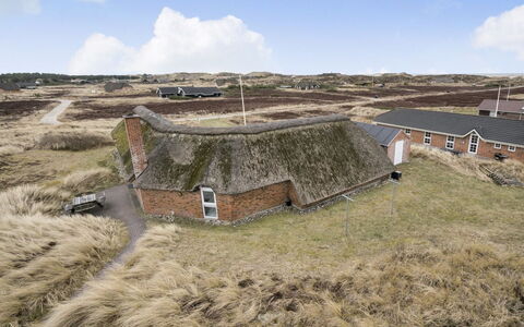 Alexia - 300M from the Sea: Cottage, Shed, Hut, Farmhouse, Prairie, Shack, Barn, Log Cabin, Garden Buildings