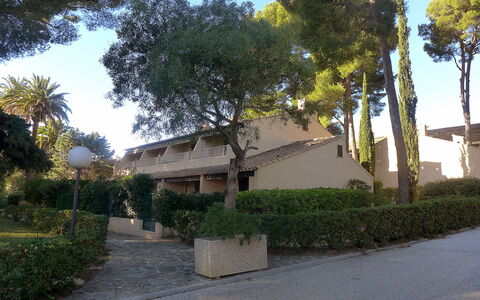 Saint Cyr sur Mer les Lecques 210: Plant, Sky, Building, Tree, Road Surface, Shade, House, Arecales, Asphalt, Urban Design