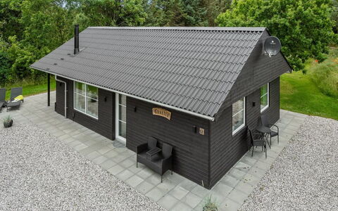 Øn - from the Sea: Cottage, Home, House, Roof, Porch, Estate, Siding, Garden Buildings, Farmhouse, Yard