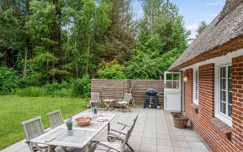 Alkil - 1.7Km from the Sea: Roof, Land Lot, Cottage, Home, Rural Area, Shed, Siding, Garden Buildings, Log Cabin, Hut