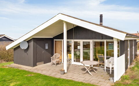 Tanea - 700M to the Fjord: Wood, Roof, Architecture, Home, House, Cottage, Siding, Hardwood, Slope, Estate