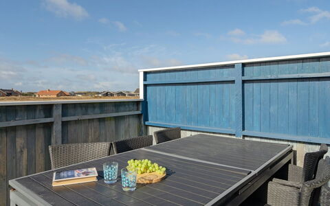 Soyala - 400M from the Sea: Cottage, Shed, Hut, Farmhouse, Prairie, Shack, Barn, Log Cabin, Garden Buildings