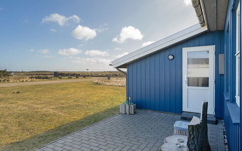 Soyala - 400M from the Sea: Cottage, Shed, Hut, Farmhouse, Prairie, Shack, Barn, Log Cabin, Garden Buildings