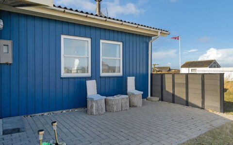 Soyala - 400M from the Sea: Cottage, Shed, Hut, Farmhouse, Prairie, Shack, Barn, Log Cabin, Garden Buildings