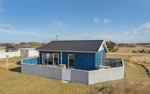 Soyala - 400M from the Sea: Cottage, Shed, Hut, Farmhouse, Prairie, Shack, Barn, Log Cabin, Garden Buildings