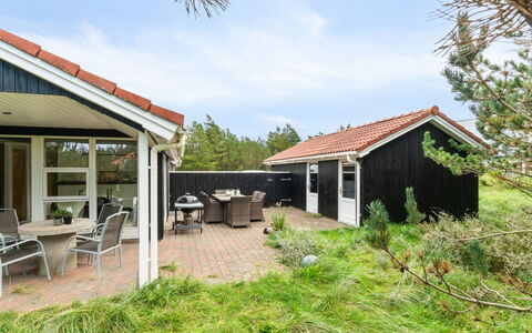 Henkil - 700M from the Sea: Cottage, Shed, Hut, Farmhouse, Prairie, Shack, Barn, Log Cabin, Garden Buildings