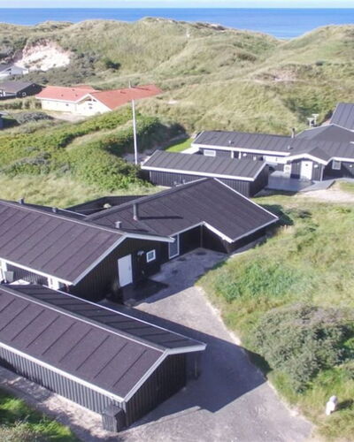 Arwen - 200M from the Sea