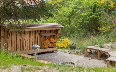 Antonina - 800M from the Sea: Wood, Rural Area, Shed, Garden Buildings, Garden, Log Cabin, Shack, Backyard, Hut