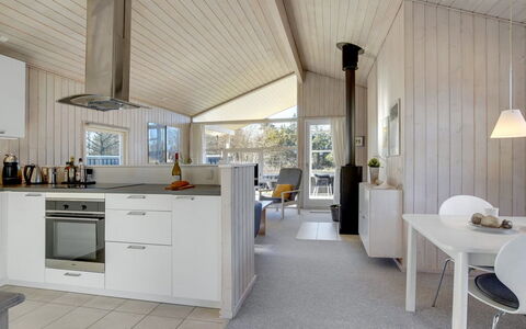 Anahi - 3Km from the Sea: Wood, Cottage, Hardwood, Plank, Wood Stain, Garden Buildings, Design, Yard, Log Cabin, Backyard