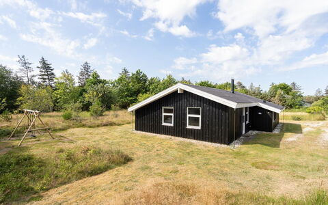 Anahi - 3Km from the Sea: Wood, Cottage, Hardwood, Plank, Wood Stain, Garden Buildings, Design, Yard, Log Cabin, Backyard