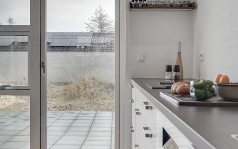 Ilsabe - 2Km from the Sea: Wood, Flooring, Interior Design, Floor, Furniture, Wood Flooring, Room, Ceiling, Wood Stain, Hardwood