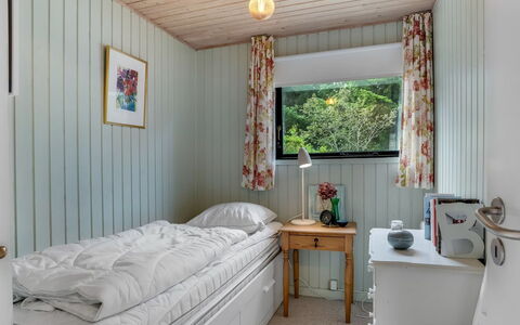 Lykka - 950M from the Sea: Interior Design, Wood, Furniture, Bedroom, Bed, Ceiling, Flooring, Floor, Room, Bed Sheet
