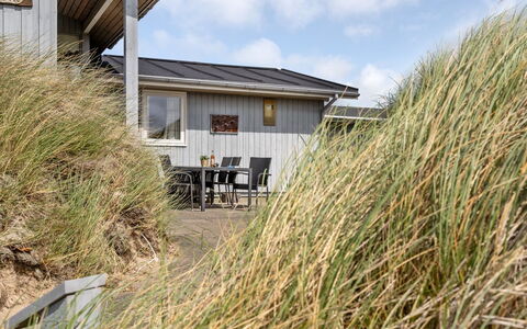 Kulle - 200M from the Sea: Wood, Home, Porch, Deck, Hardwood, Roof, Wood Stain, Wood Flooring, Eco Hotel