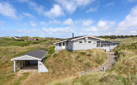 Kulle - 200M from the Sea: Wood, Home, Porch, Deck, Hardwood, Roof, Wood Stain, Wood Flooring, Eco Hotel