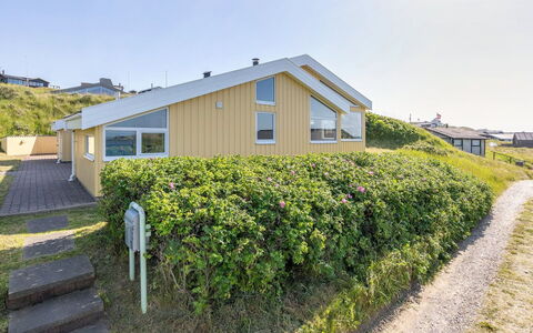 Heidine - 176M from the Sea: Roof, Land Lot, Cottage, Home, Rural Area, Shed, Siding, Garden Buildings, Log Cabin, Hut