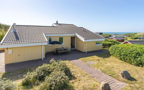 Heidine - 176M from the Sea: Roof, Land Lot, Cottage, Home, Rural Area, Shed, Siding, Garden Buildings, Log Cabin, Hut