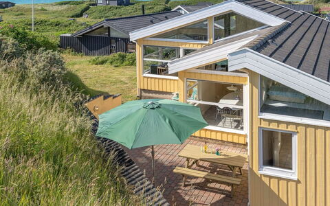 Heidine - 176M from the Sea: Roof, Land Lot, Cottage, Home, Rural Area, Shed, Siding, Garden Buildings, Log Cabin, Hut