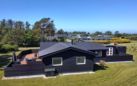 Kamp - 700M from the Sea: Wood, Home, Porch, Deck, Hardwood, Roof, Wood Stain, Wood Flooring, Eco Hotel